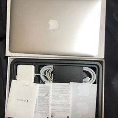 （最終値引き）MacBook Air 11インチ Early 2015　MJVM2J/Aの画像