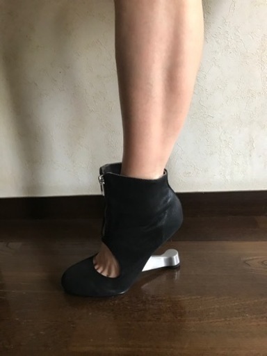 状態良い: UNITED NUDE ブラックヒール