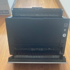 9月23日受付締切【引取に来てくださる方限定】Canon imageFORMULA DR-C125 A4対応 CISセンサー 給紙枚数30枚 重送軽減リタードローラー採用 Uターン排紙省スペース設計モデルの画像