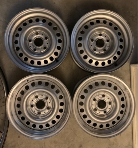 スチールホイールのみ 鉄チン 15インチワイドリム シルバー新品2本美品2本の4本セット トヨタ車