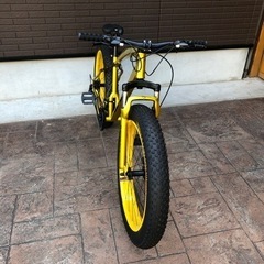 ファットホイール自転車の画像