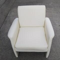 ⭐️値下げしました⭐️１人用レザーソファーの画像