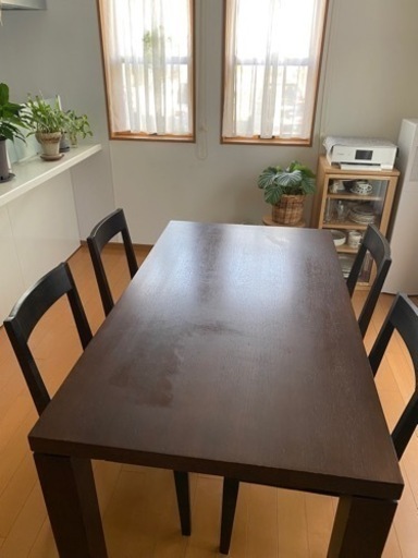 ダイニングテーブルセット※希望者にはキッズチェアもお渡し出来ます