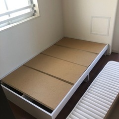 組立式シングルベッド