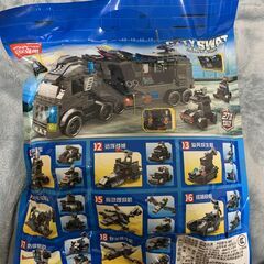 シティ SWAT 変換ロボット軍用機互換レゴビルディングブロックおもちゃの画像