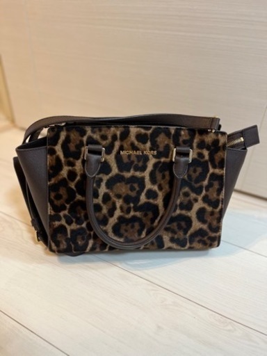 MICHAEL KORS バッグ　ほぼ未使用