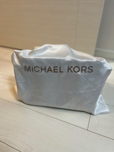 MICHAEL KORS バッグ　ほぼ未使用