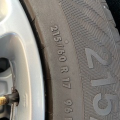 215/60R17インチタイヤのみ年式2022バリ山