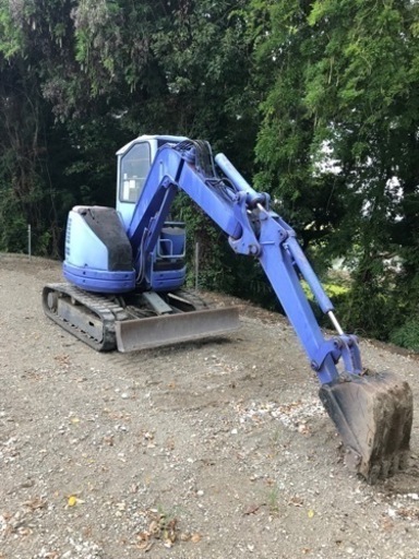 コマツpc28uu-2   ユンボ　油圧ショベル　建設機　重機 351,000円