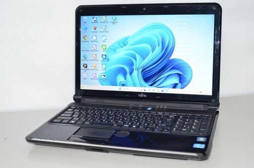 最新Windows11+office 爆速SSD256GB 富士通 LIFEBOOK AH56/C i5-2520M/メモリ4GB/15.6インチ/ブルーレイ/無線/Webカメラ/HDMI/便利なソフト