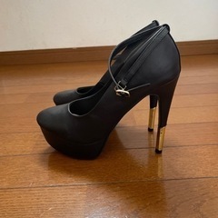 値下げ‼️新品‼️13センチヒールパンプス👠の画像
