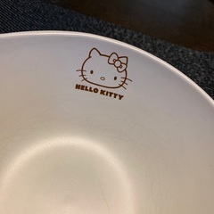 キティちゃんのボールととんすい2点差し上げますの画像