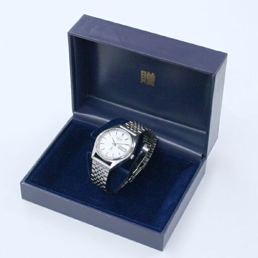 動作品 SEIKO TYPE2 メンズ 3針 デイデイト 7546-7100 シルバーダイヤル スクリューバック 諏訪工場 裏蓋贈答刻