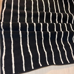 ラグ　IKEA 黒　中古