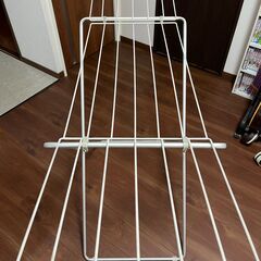 無印良品　洗濯物干し　10年程前に新品で購入　旧型で沢山洗濯物を干せますの画像