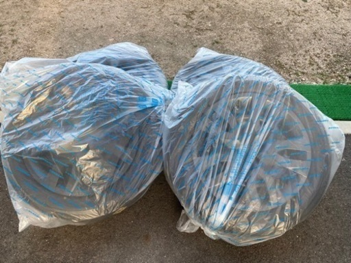 プリウス新車外し❗️ヨコハマタイヤ❗️17インチ