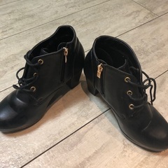 レディースショートブーツ ヒールパンプス　Sサイズの画像
