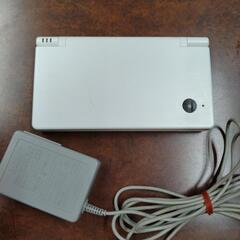 DSi 充電器・タッチペン付きの画像