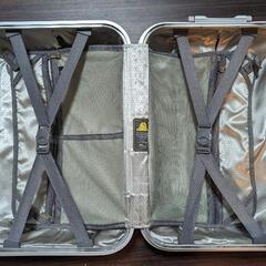 【お取引者様確定】キャリーケースの画像