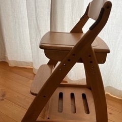 イトーキ 学習椅子の画像