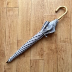 受付終了【無料・美品】日傘