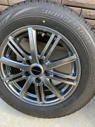 【決まりました】スタッドレスタイヤ205/60R16(ブリジストン ブリザック VRX) 2020年製