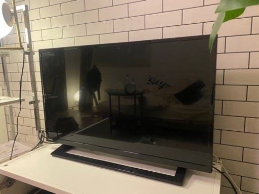 TOSHIBA 液晶テレビ　32型
