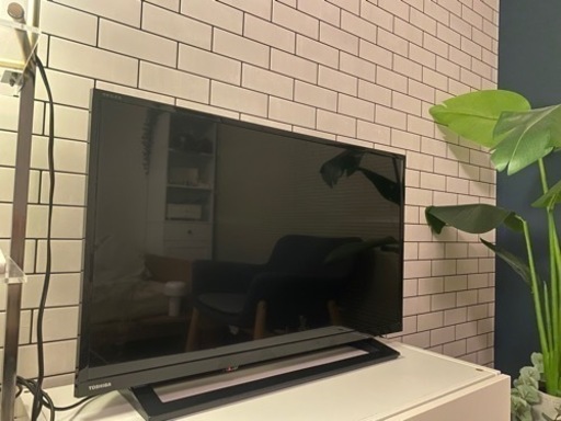 TOSHIBA 液晶テレビ　32型