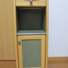電話台
