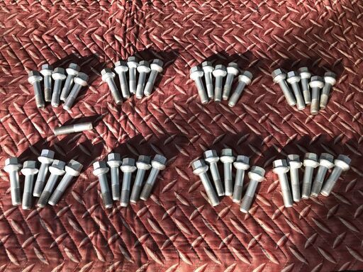 ☆彡ベンツ用ホイルボルト！W447・ W639・ W638・ W251 ・W164・ W163・ M14 ・中古ですがきれいですよ。