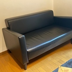 2人掛けブラックレザーソファー【美品】