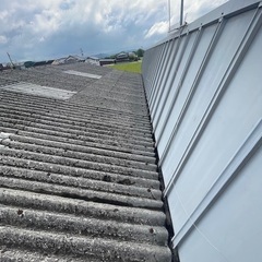 福岡県嘉麻市の自動車整備工場のトイのオーバーフローによる雨漏りの調査・トイ清掃作業 - 地元のお店