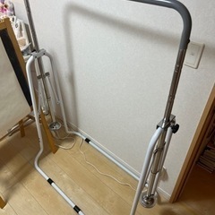 鉄棒　室内保管中。