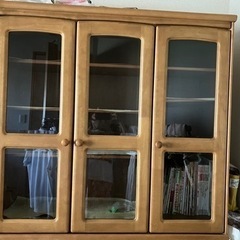 食器棚　カリモク家具　無料！