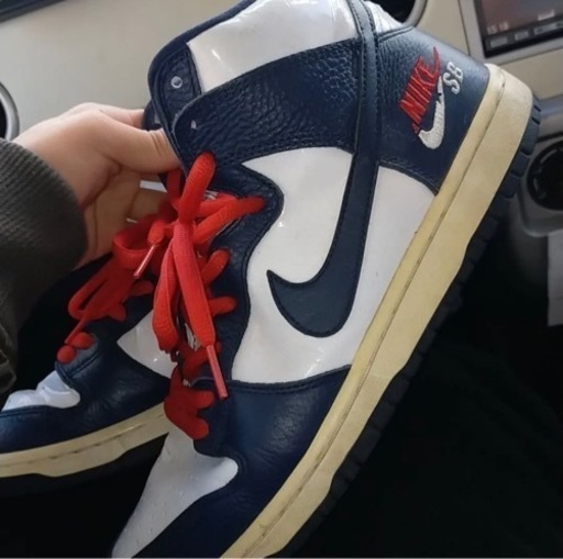 NIKE SB 靴　スニーカー