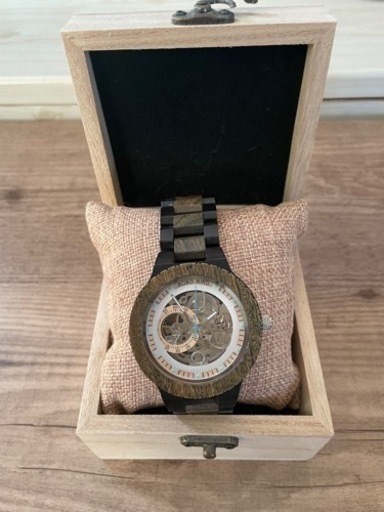 自動巻き式腕時計　（美品）