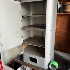 大型燻製器　値下げ