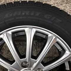 値下げ　新品同様スタッドレスホイール4本セット　ヤリスクロス用の画像