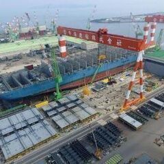 鉄工、溶接、足場、塗装、清掃造船所。 月収 25万～30万。AT...