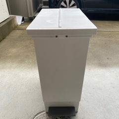 ニトリ ゴミ箱 2つセット