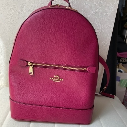 coach コーチ　ピンク　リュック