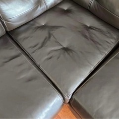イタリア製　高級大型レザーソファの画像