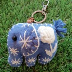 ぞうさん キーホルダー 手作り:3個セットまとめ売りの画像