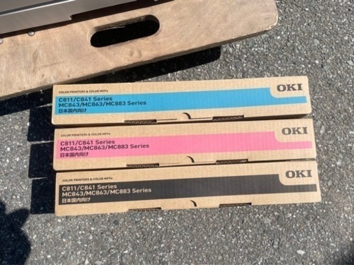 ■中古品 OKI 沖データ カラーレーザープリンター 印刷枚数：4627枚 C811DN 新品インク付き！！ 動作問題なし オフィス 