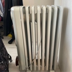 デロンギ　オイルヒーター　JR0812-BRの画像