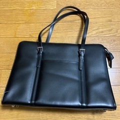 ビジネスバッグ　レディース