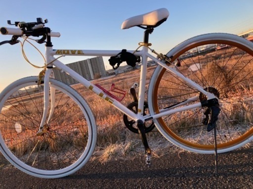 LIG(リグ) LIG MOVE 700C クロスバイク シマノ7段変速 ホワイト