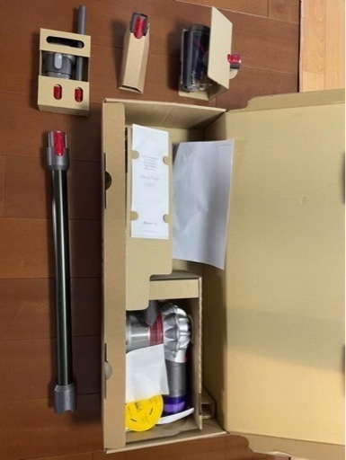 ダイソン掃除機V8  ヘッドブラシなし