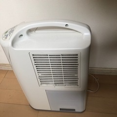 梅雨時期大幅値下げ‼︎衣類乾燥除湿機の画像