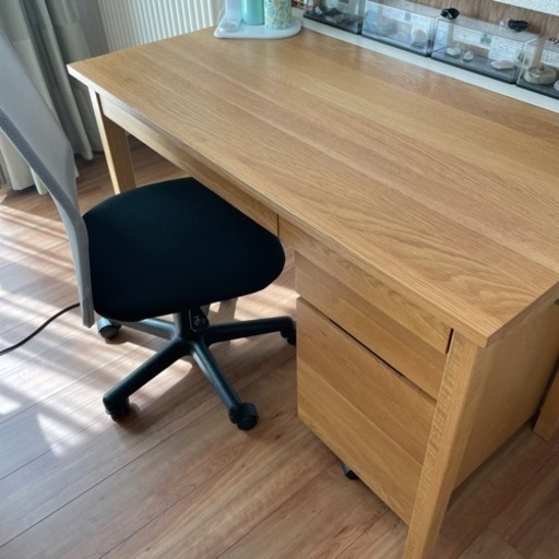 学習机（無印良品）ヤマダ電機の椅子